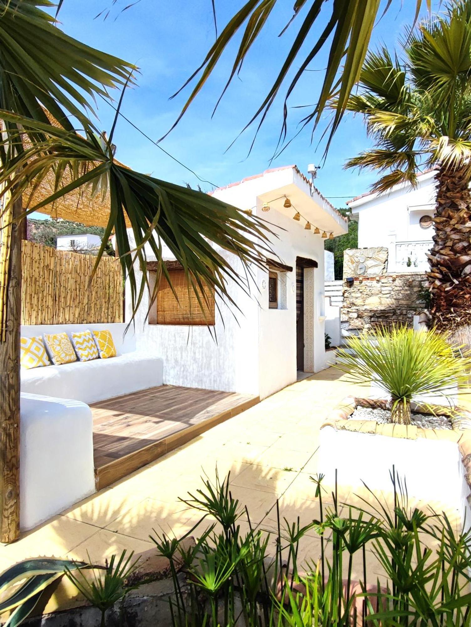 Cortijo Pennymaria Poolside Apartment Near Montefrio With Stunning Views Exteriör bild